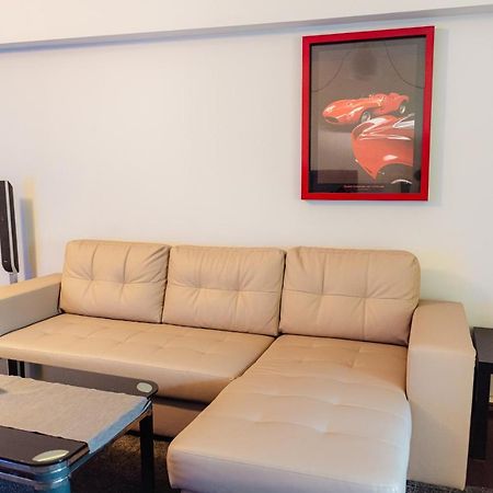 Comfy Apartment With Private Parking And Netflix Bucharest Exterior photo